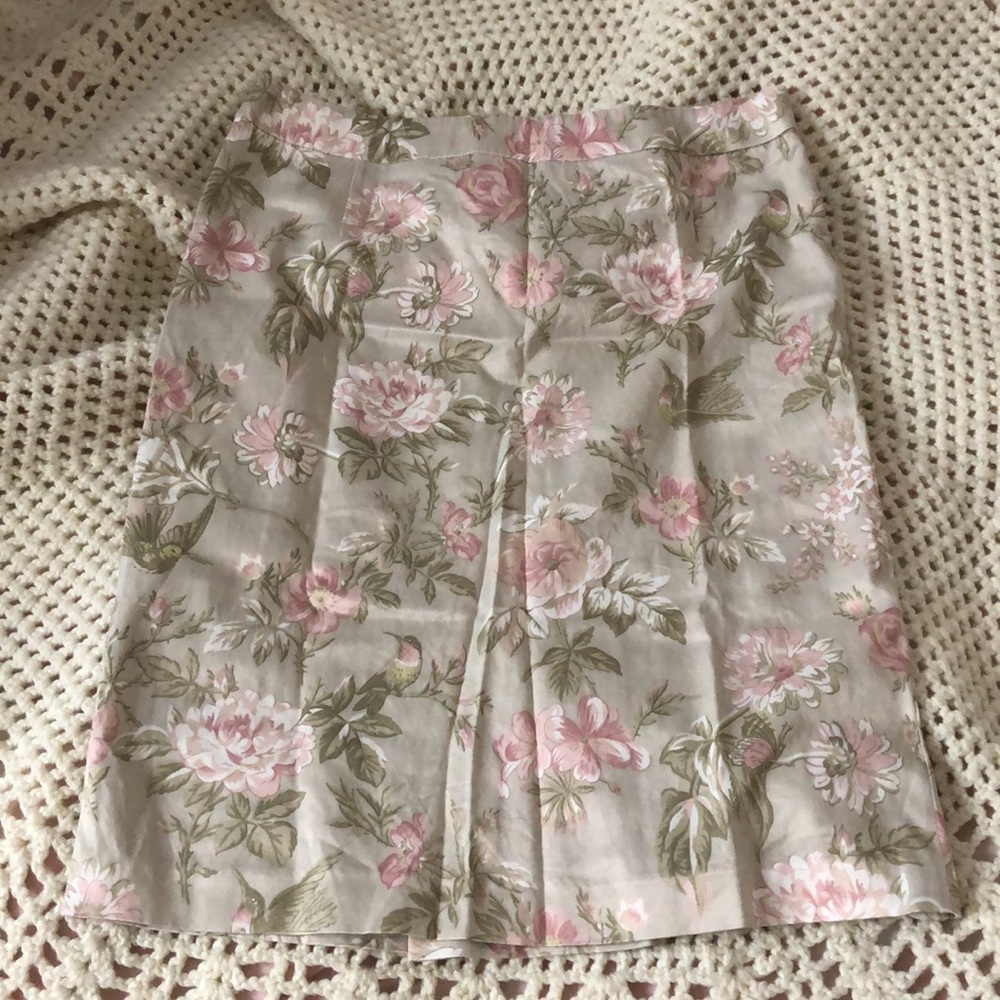 Dolce and Gabbana Bird Pink Floral Beige Pencil Skirt S - M